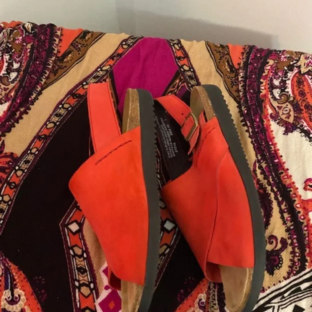 Lands' End Orange open toe Suede sandals, size 9